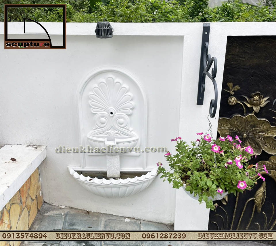 Phù điêu đài phun châu Âu trang trí sân vườn